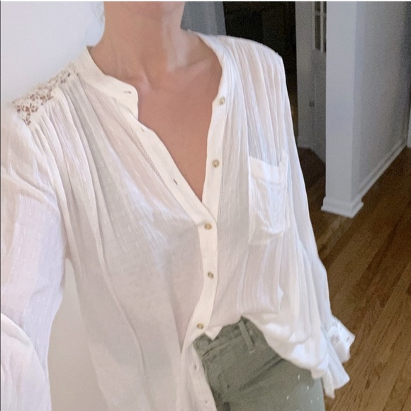 Free People Tops - Free people crochet button down